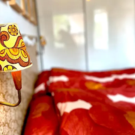 Lejlighed 2 Værelses Retro På Torvet *